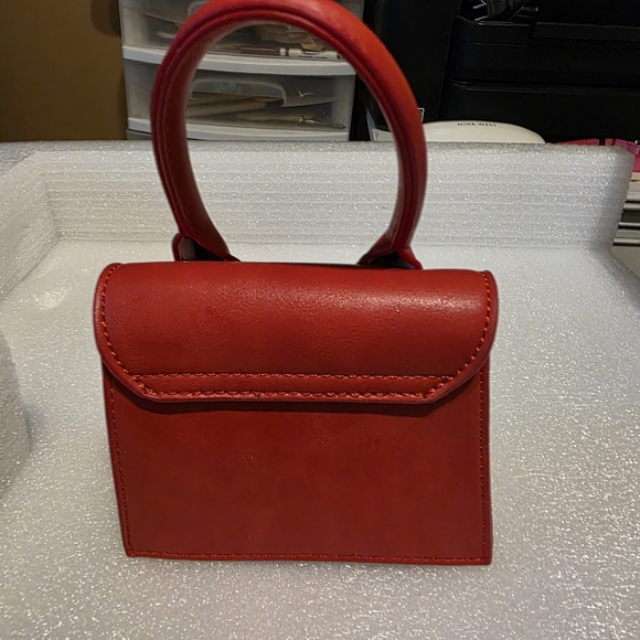 Chic Red Mini Bag - Picture 2 of 5